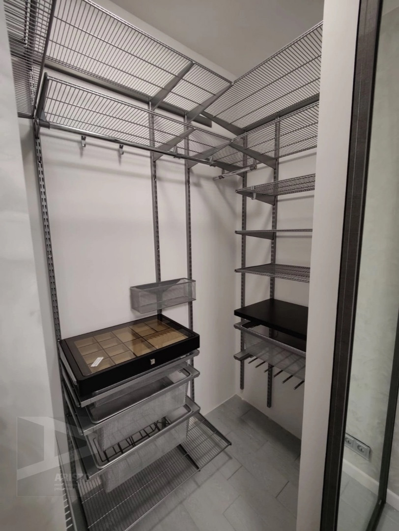 П-ОБРАЗНАЯ ГАРДЕРОБНАЯ