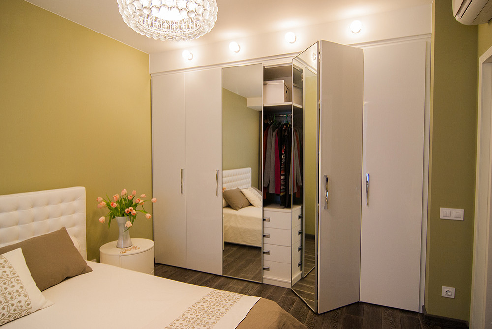 Apartment with cocks