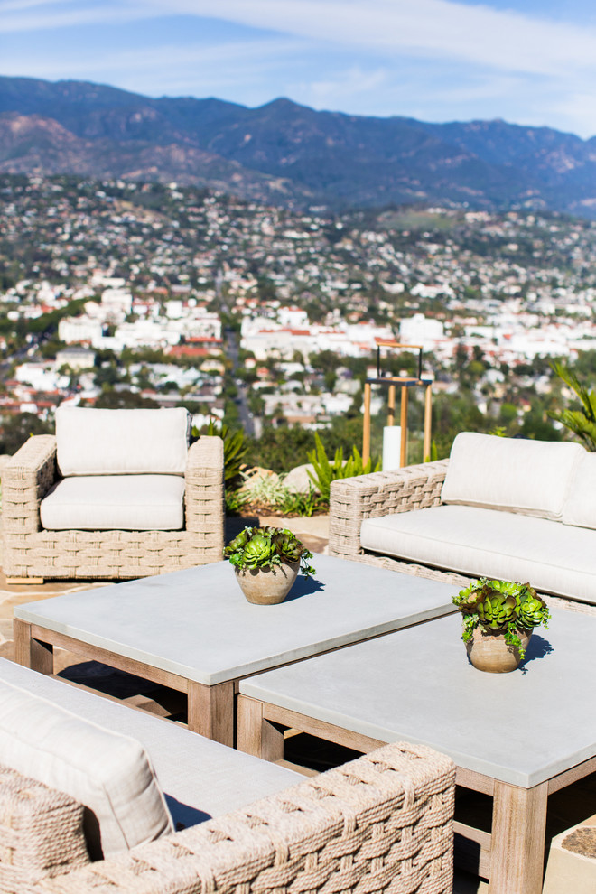 Beach style patio photo in Santa Barbara