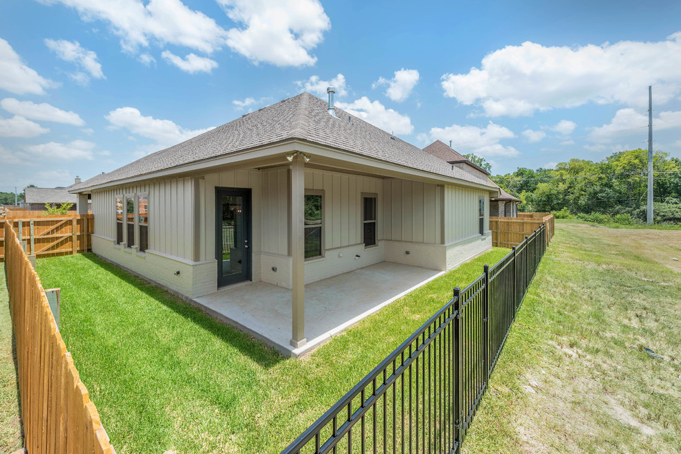 Painted Brick on Peterson Circle
