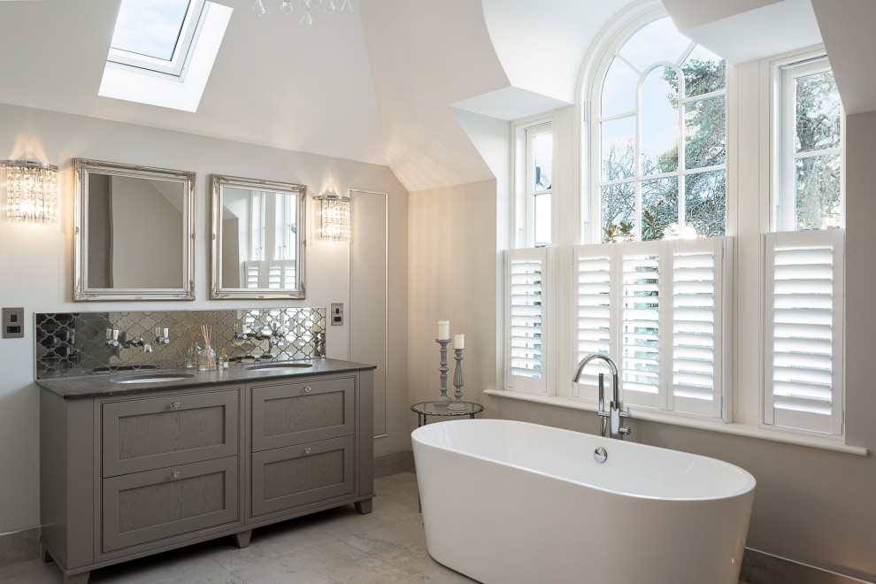 ST GEORGES HILL - Traditional - Bathroom - Berkshire - by A T E L I E R ...