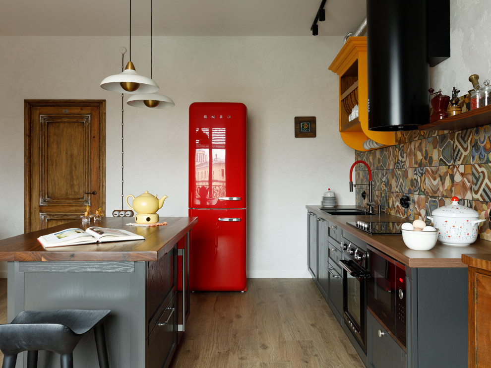 ЯРКАЯ ЭКЛЕКТИЧНАЯ КВАРТИРА