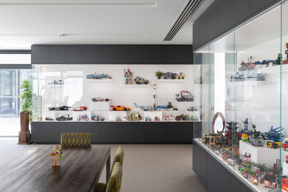 Inspiration for a contemporary games room in Canberra - Queanbeyan.