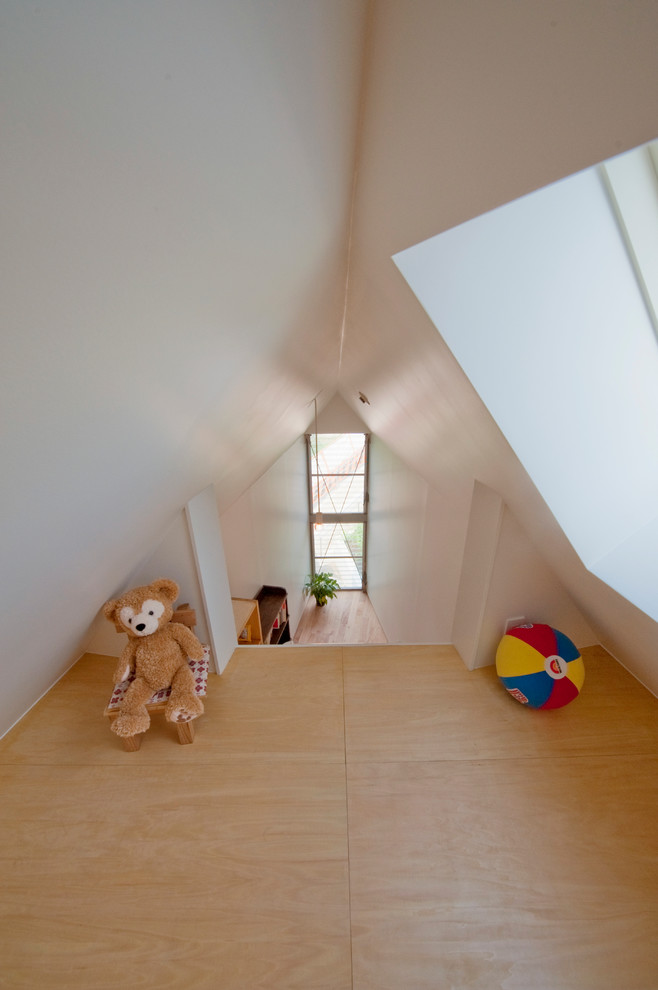 This is an example of a modern kids' room in Tokyo.