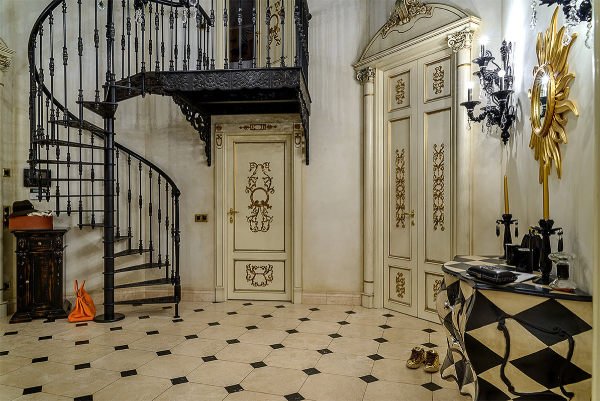 Изысканный классический интерьер дома