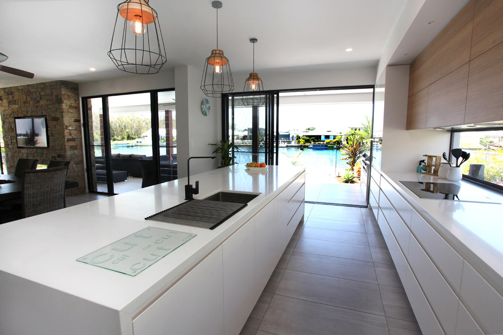 Example of a trendy kitchen design in Sunshine Coast