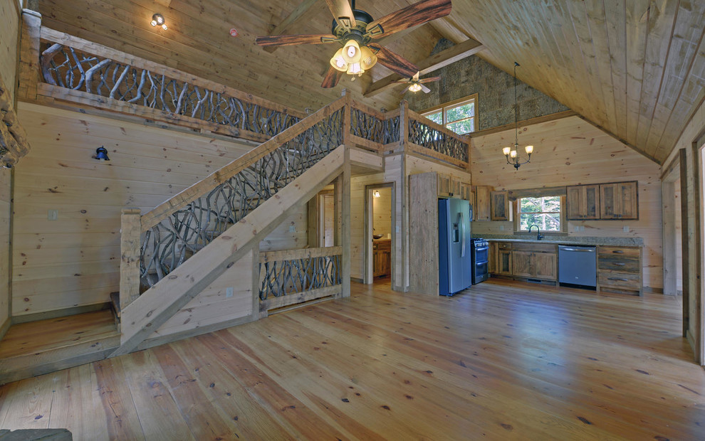 Home design - rustic home design idea in Atlanta