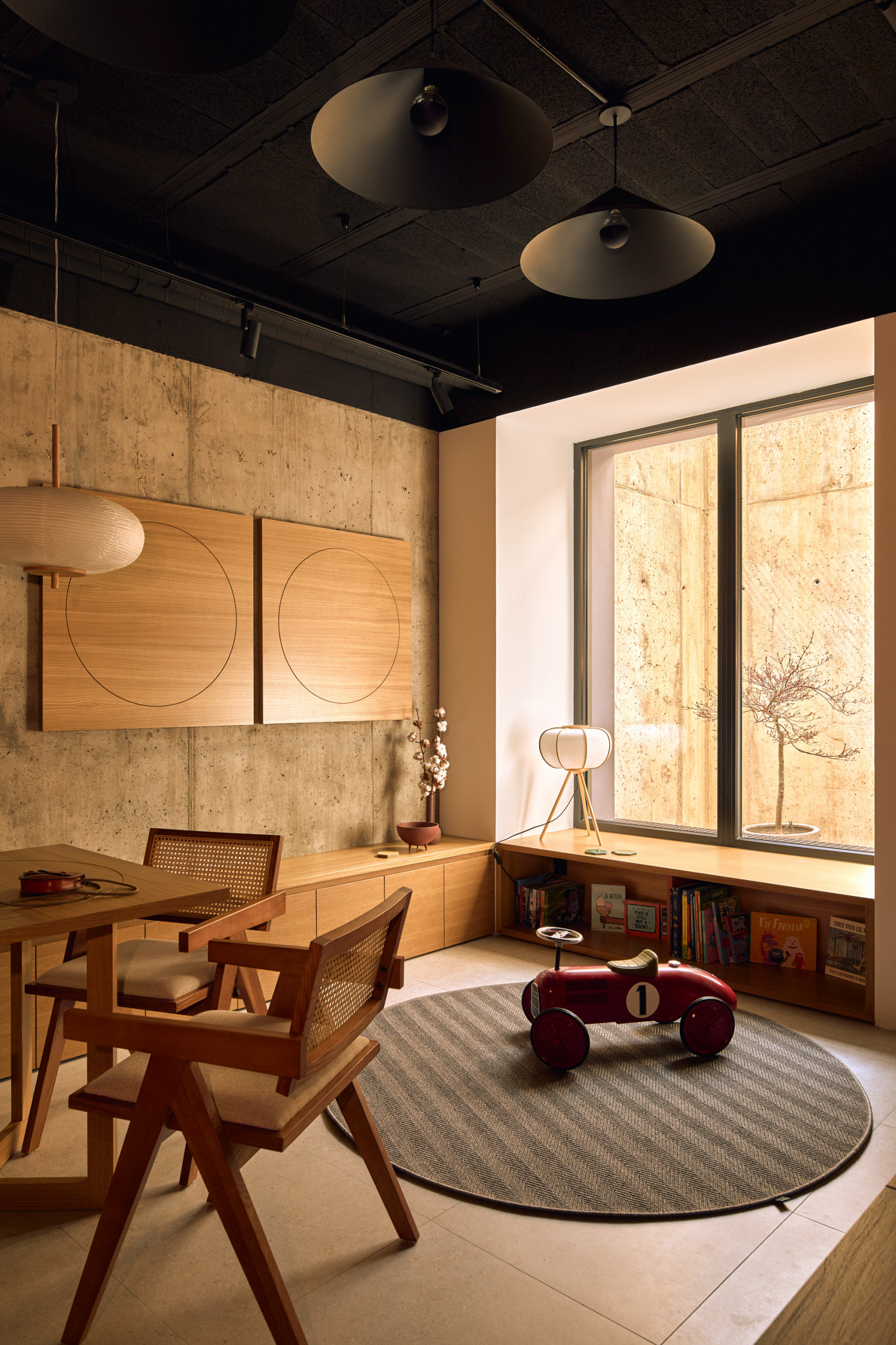 Homothecy - Zona Común, rincón de juegos