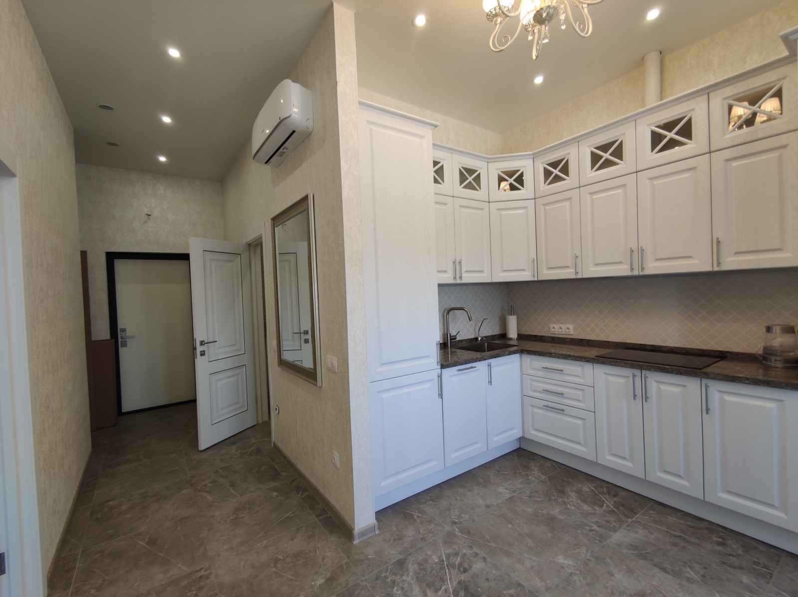 Кухня-коридор