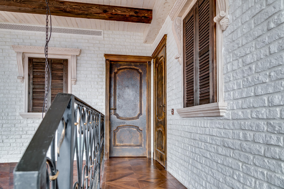 Пентхаус в Санкт-Петербурге. Мебель и отделка из массива.