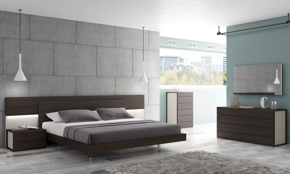 Mid-sized contemporary bedroom in Los Angeles with grey walls.