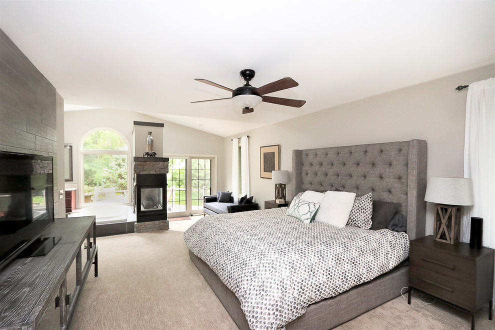 Bedroom - transitional bedroom idea
