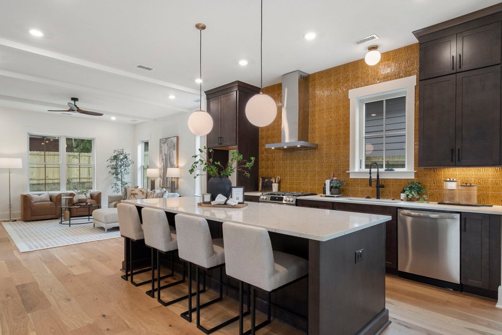 Kitchen - transitional kitchen idea in Atlanta