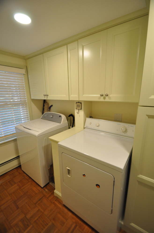 Cheerful Laundry Room- Project 4067