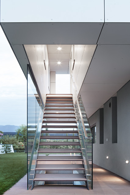 Villa Motitzing contemporary-staircase