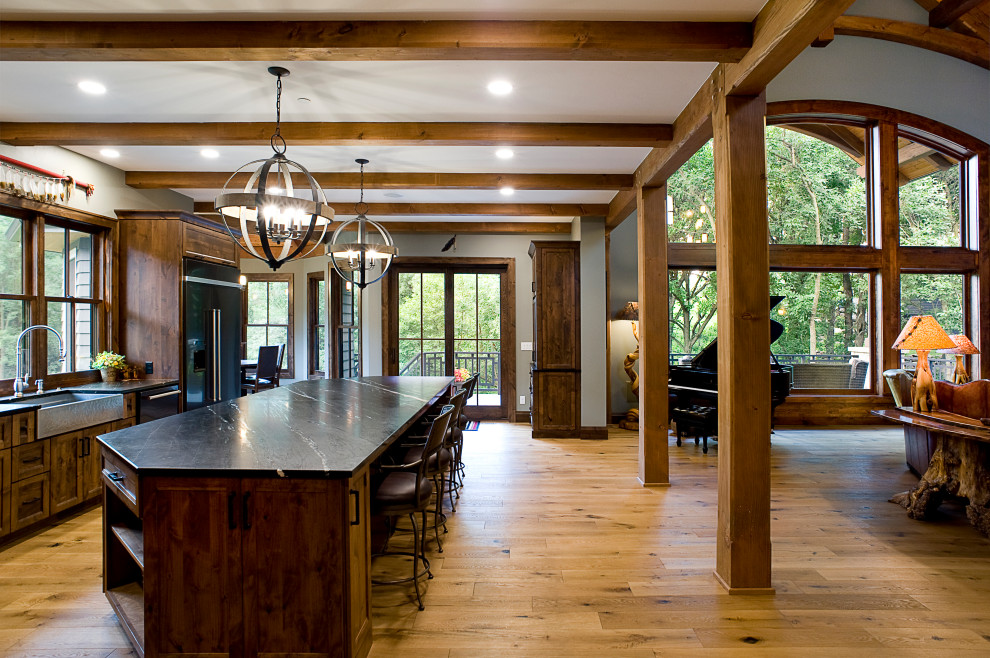 Kitchen - traditional kitchen idea