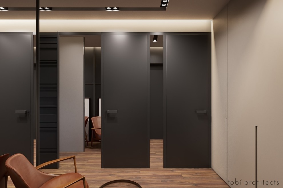 ДЖИЛЛЕНХОЛ