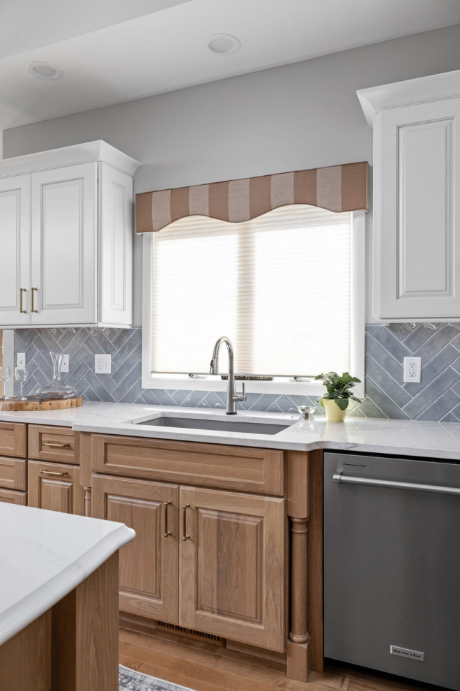 Inspiration for a transitional kitchen remodel in Indianapolis