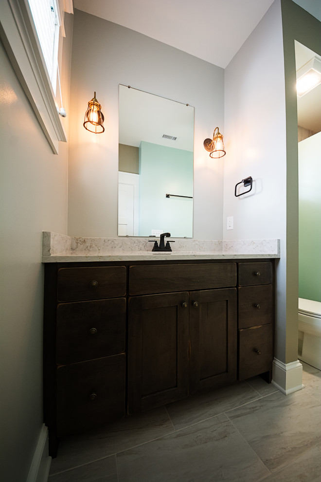 Bathroom - transitional bathroom idea