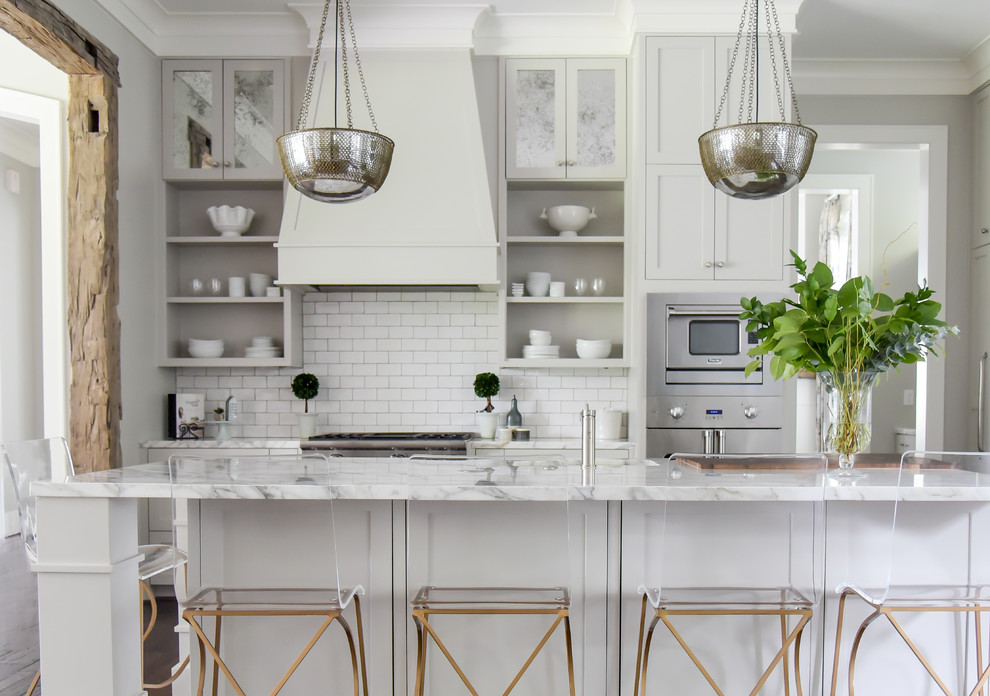 Example of a transitional kitchen design in Houston