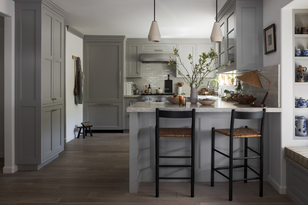 Example of a classic kitchen design in San Francisco