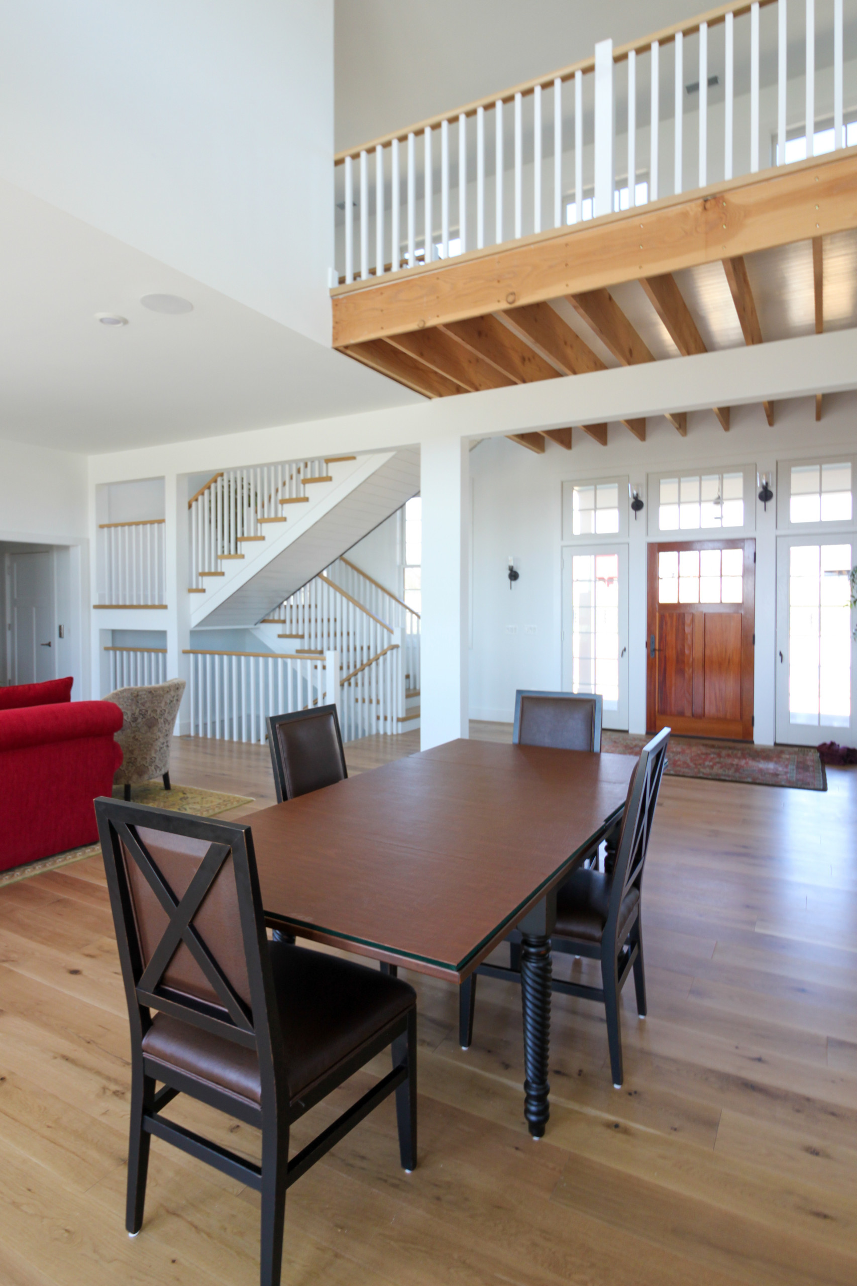 91_U-Shaped Floating Staircase Surrounded by Bucolic Mountain Views, Winchester,