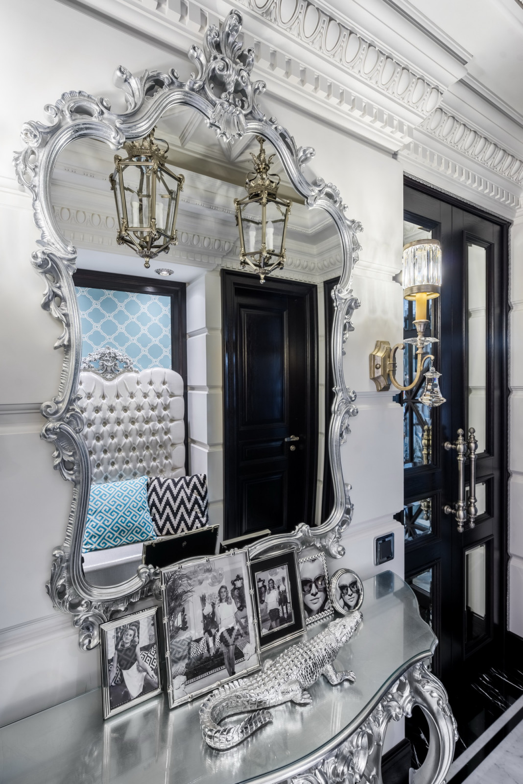 Интерьер квартиры в стиле современной классики с элементами Ар-Деко в Петербурге