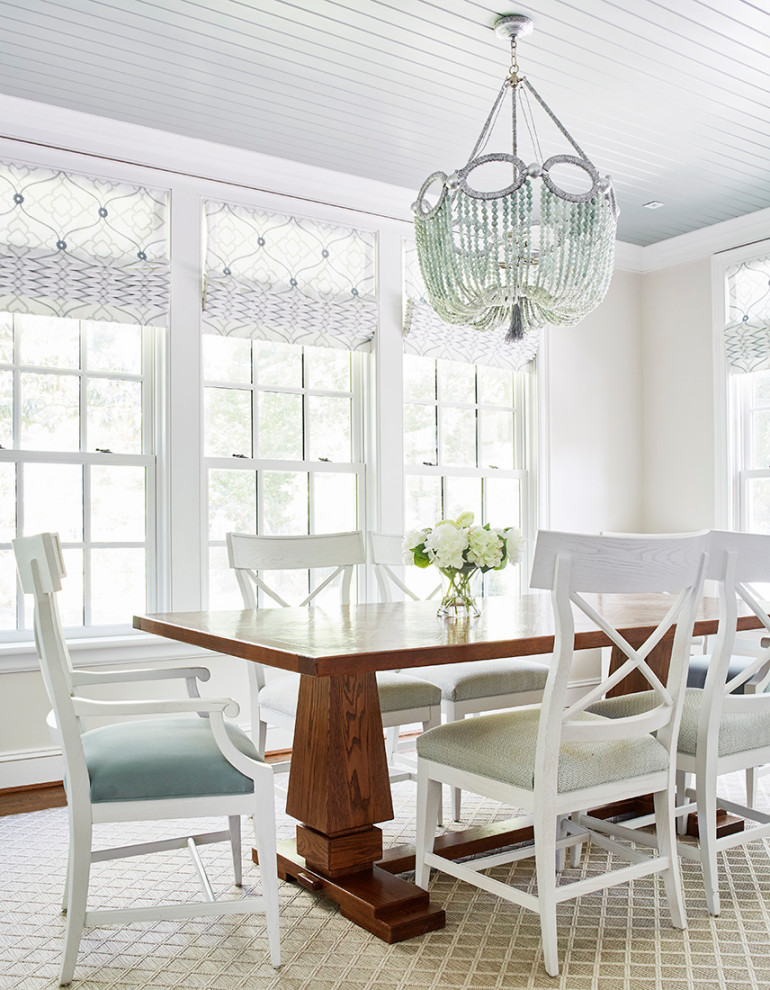 Dining room - traditional dining room idea in Richmond