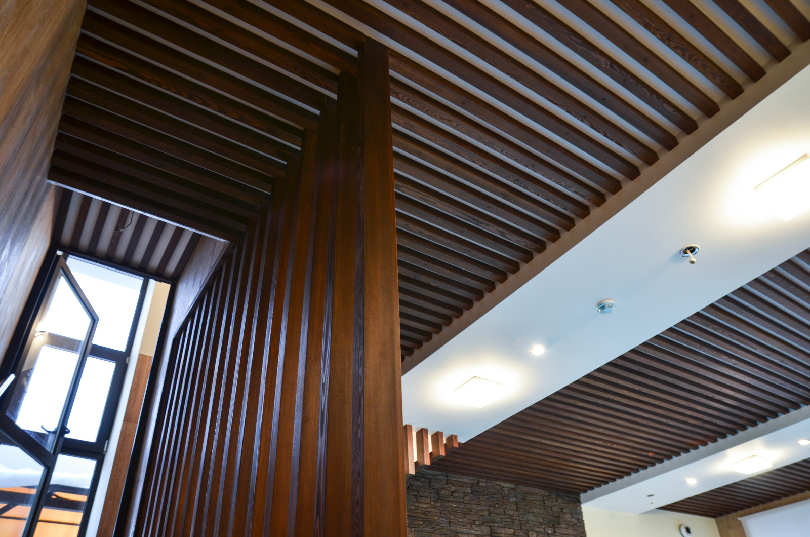 Бассейн в частном доме