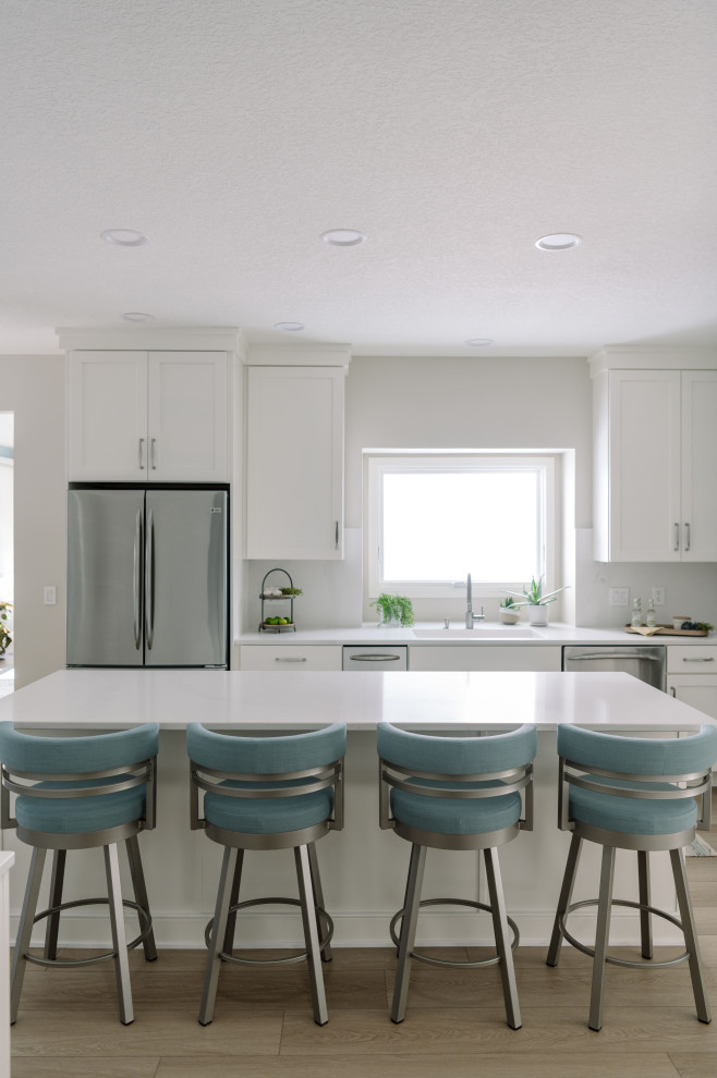 Home design - transitional home design idea