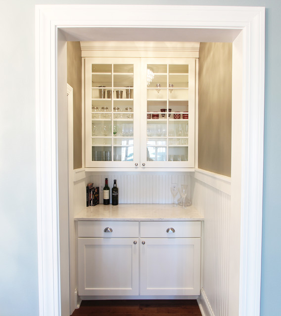 Small Butler S Pantry Between Dining Room And Kitchen