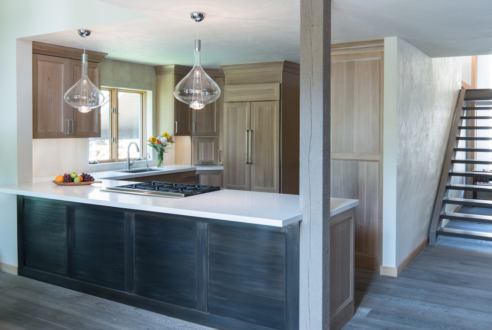 Home design - transitional home design idea