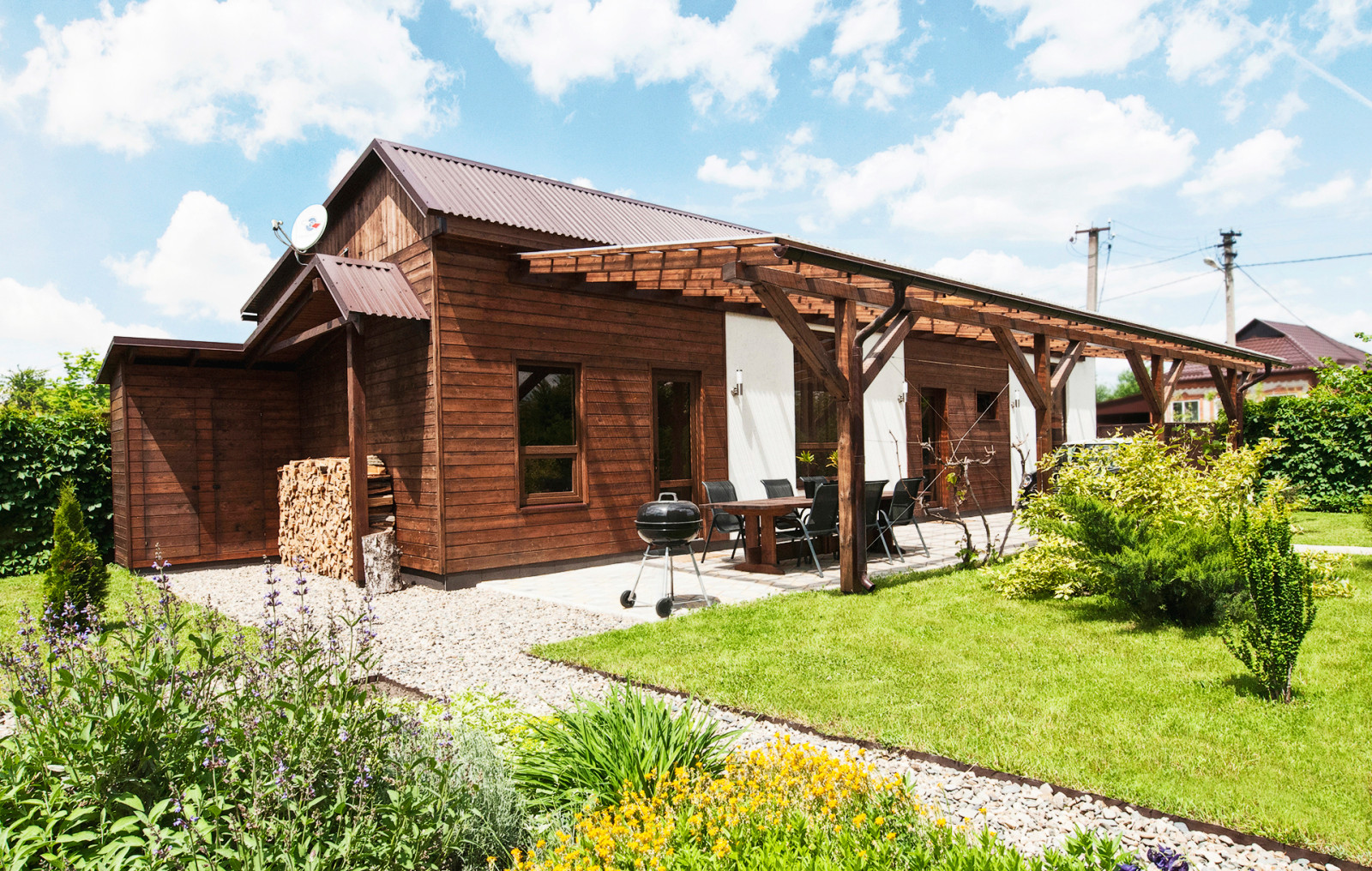 Дом в Динской (архитектура)