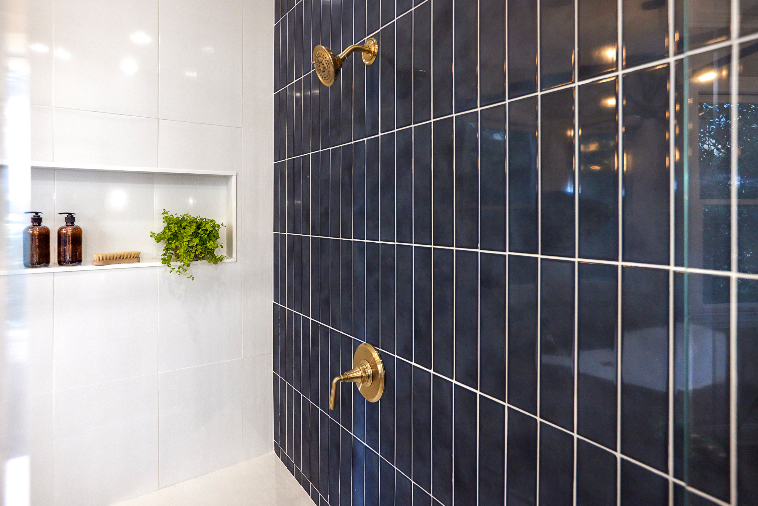 Soldiered Blue and White Tile Combo