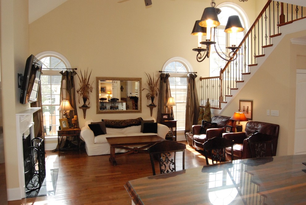 Transitional family room in Charlotte.