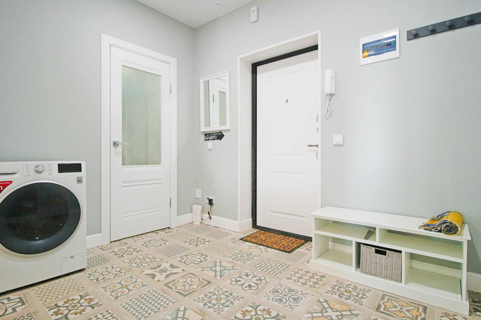 Стильно. Лаконично. Рядом с музеем янтаря