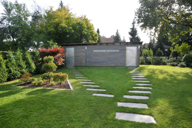 Das Grosse Gartenhaus Inkl Gerateschuppen Contemporary Granny Flat Or Shed Berlin By Buro13 Houzz Au