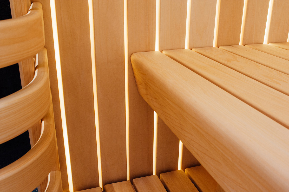 Полки из липы.