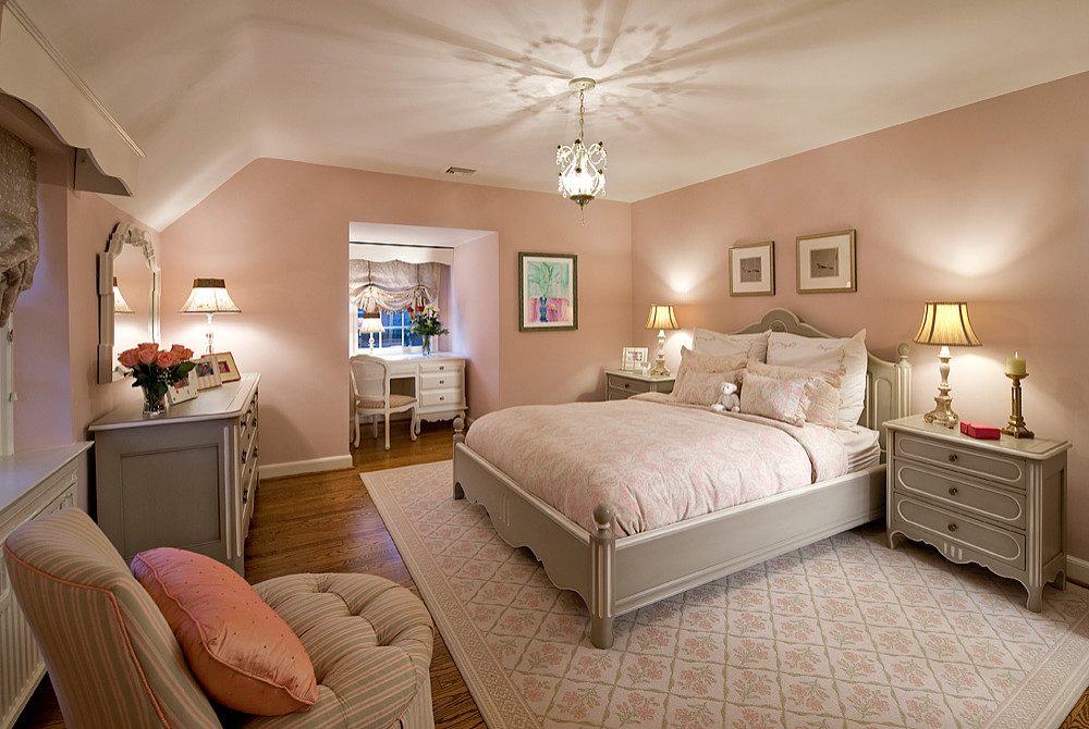 Stylish Brown and Pink Bedroom Decorating Ideas