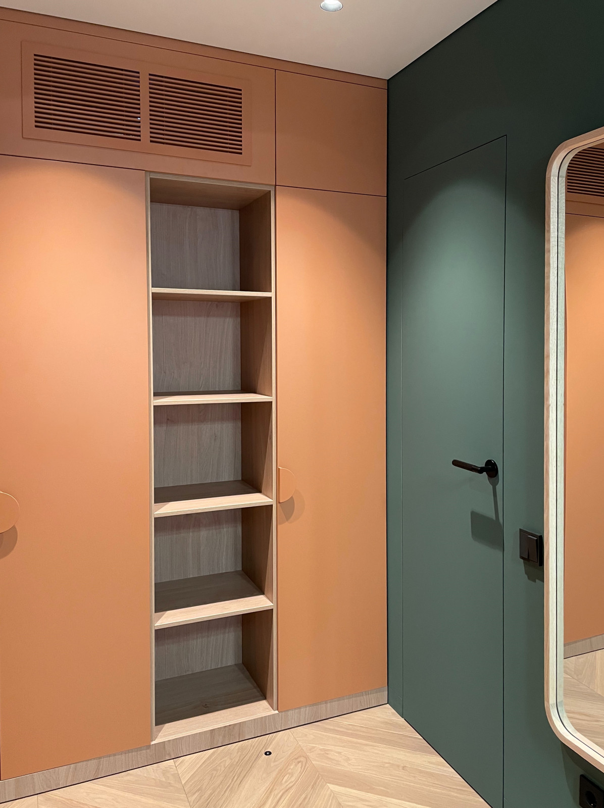 УЛ. КИБАЛЬЧИЧА