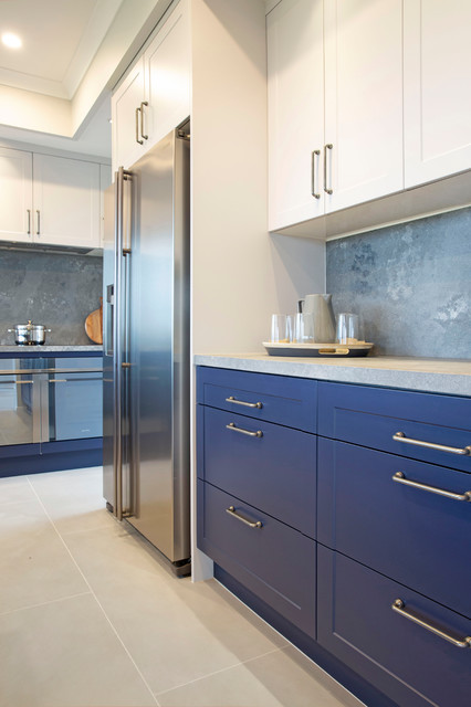 Award Winning Classic Kitchen country-kitchen