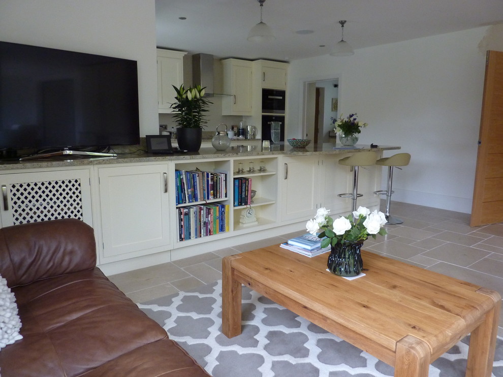 Photo of a transitional living room in Hertfordshire.