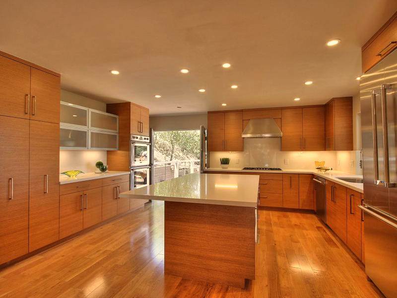 Photo of a midcentury kitchen in San Francisco.