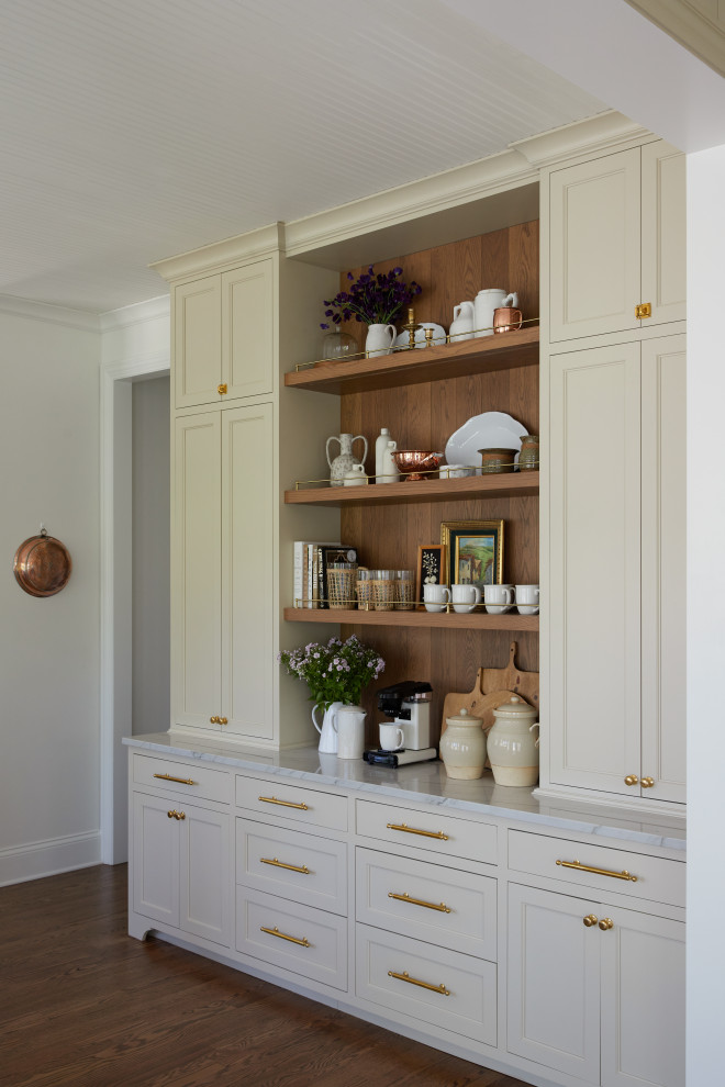 Pillement House - Farmhouse - Dining Room - Chicago - by Laura Design ...