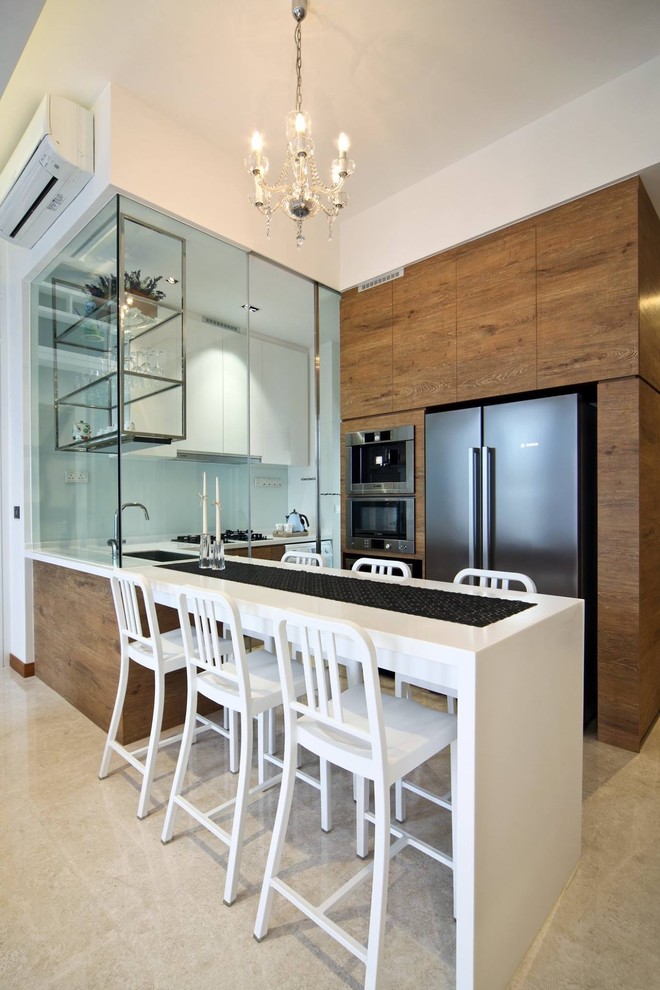 Design ideas for a transitional kitchen in Singapore.