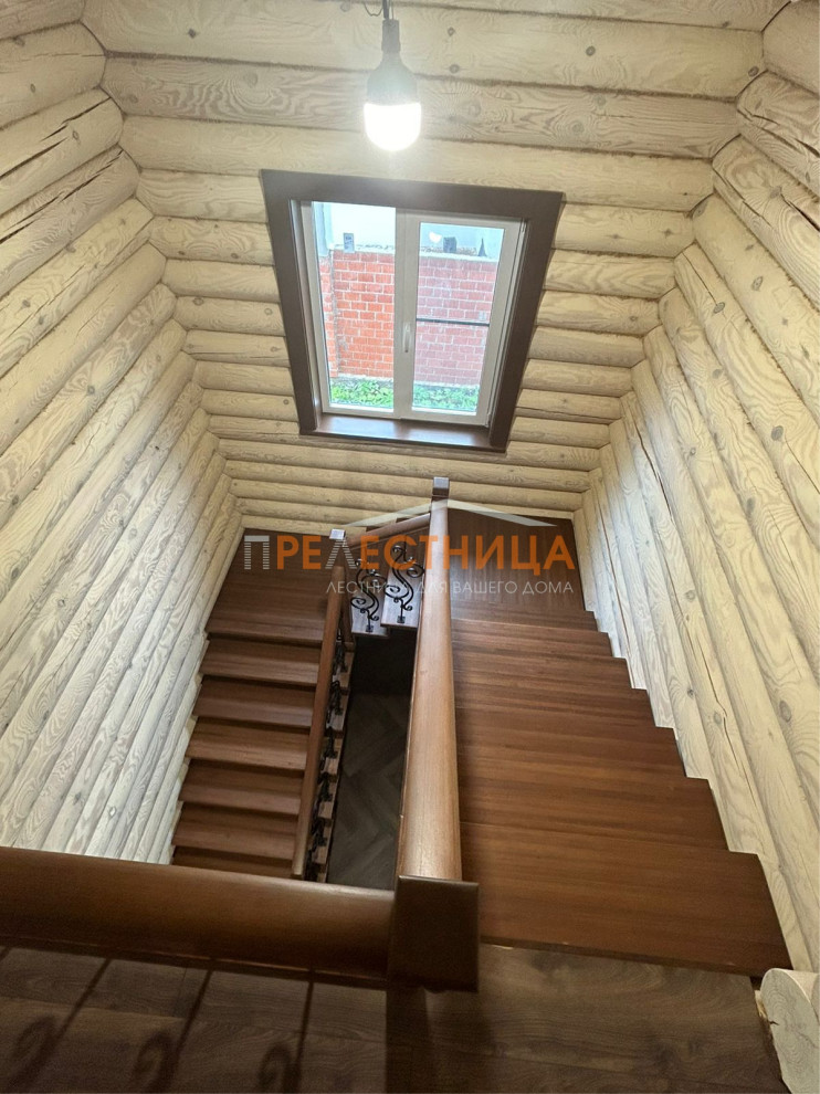 Лестница на второй этаж Тандем-34