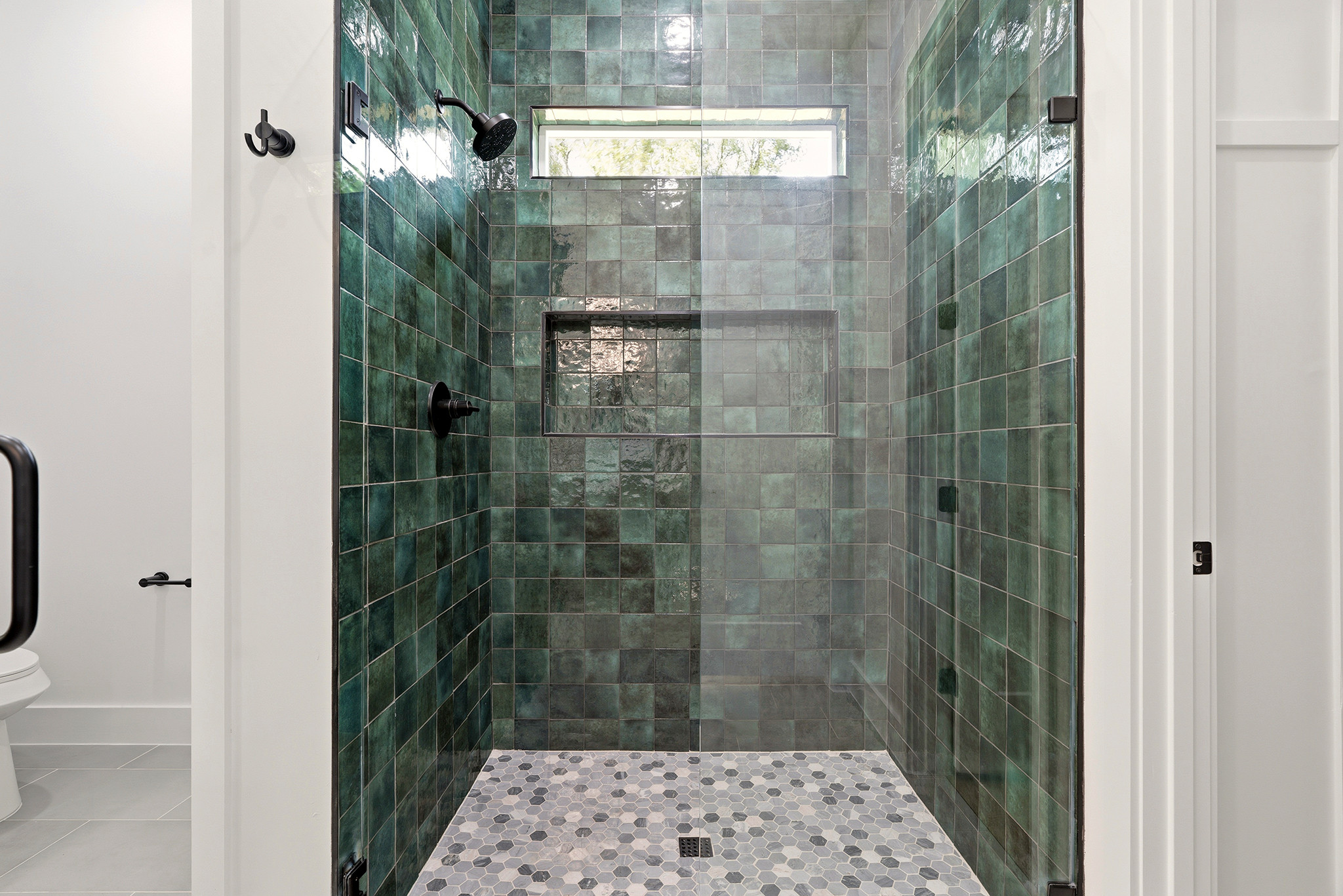 Inspiration for a mid-century modern bathroom remodel in Austin