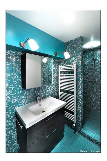 R&eacute;habilitation d&rsquo;un loft &agrave; Paris modern-badezimmer