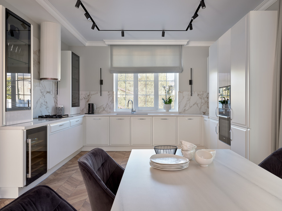 Современный интерьер с нотками классики