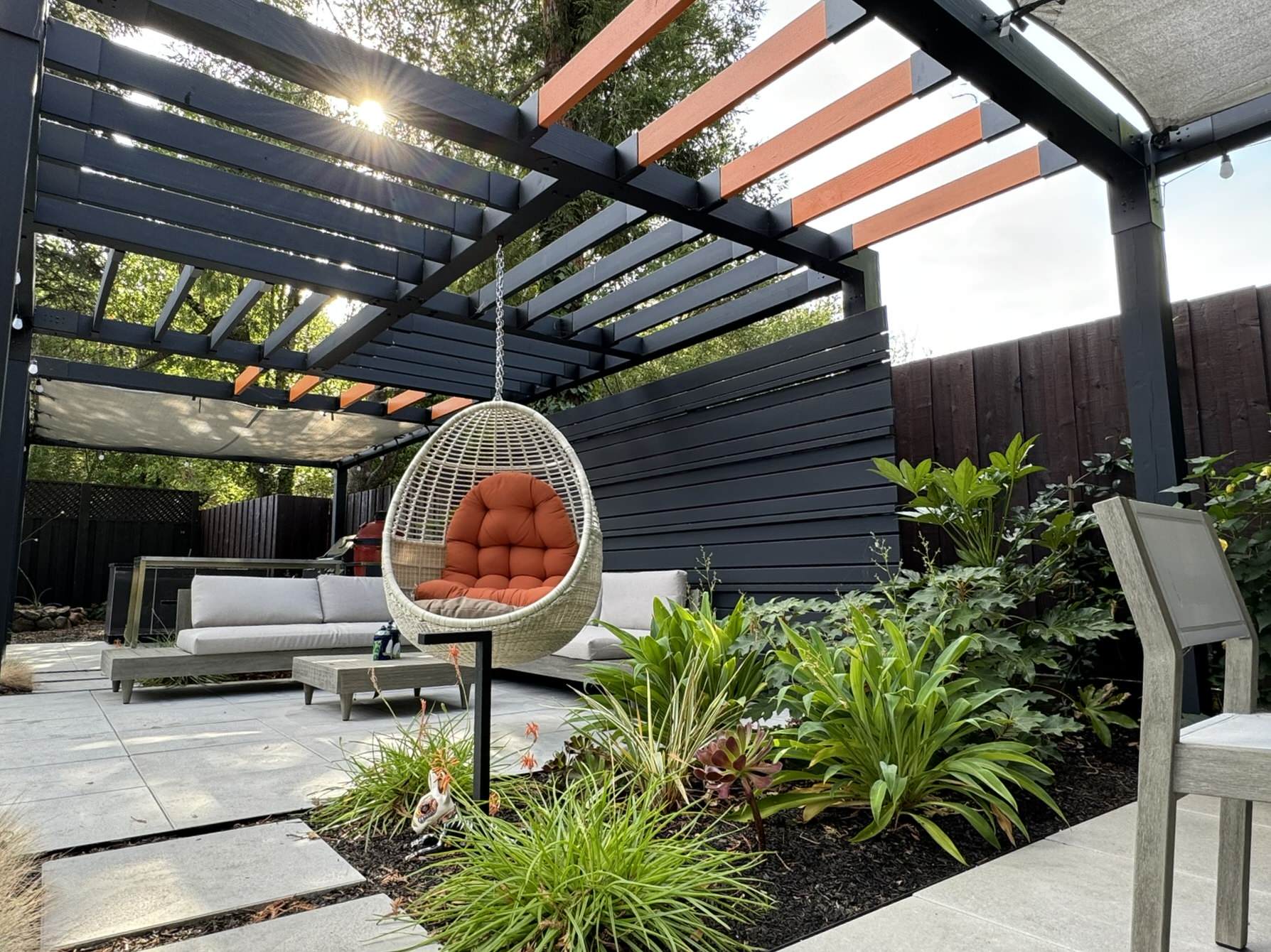 Contemporary Eichler Backyard Remodel